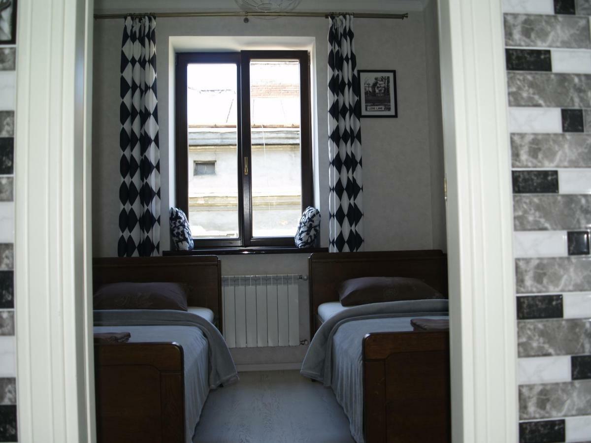 Monro - Heart Of Lviv Apartment ภายนอก รูปภาพ